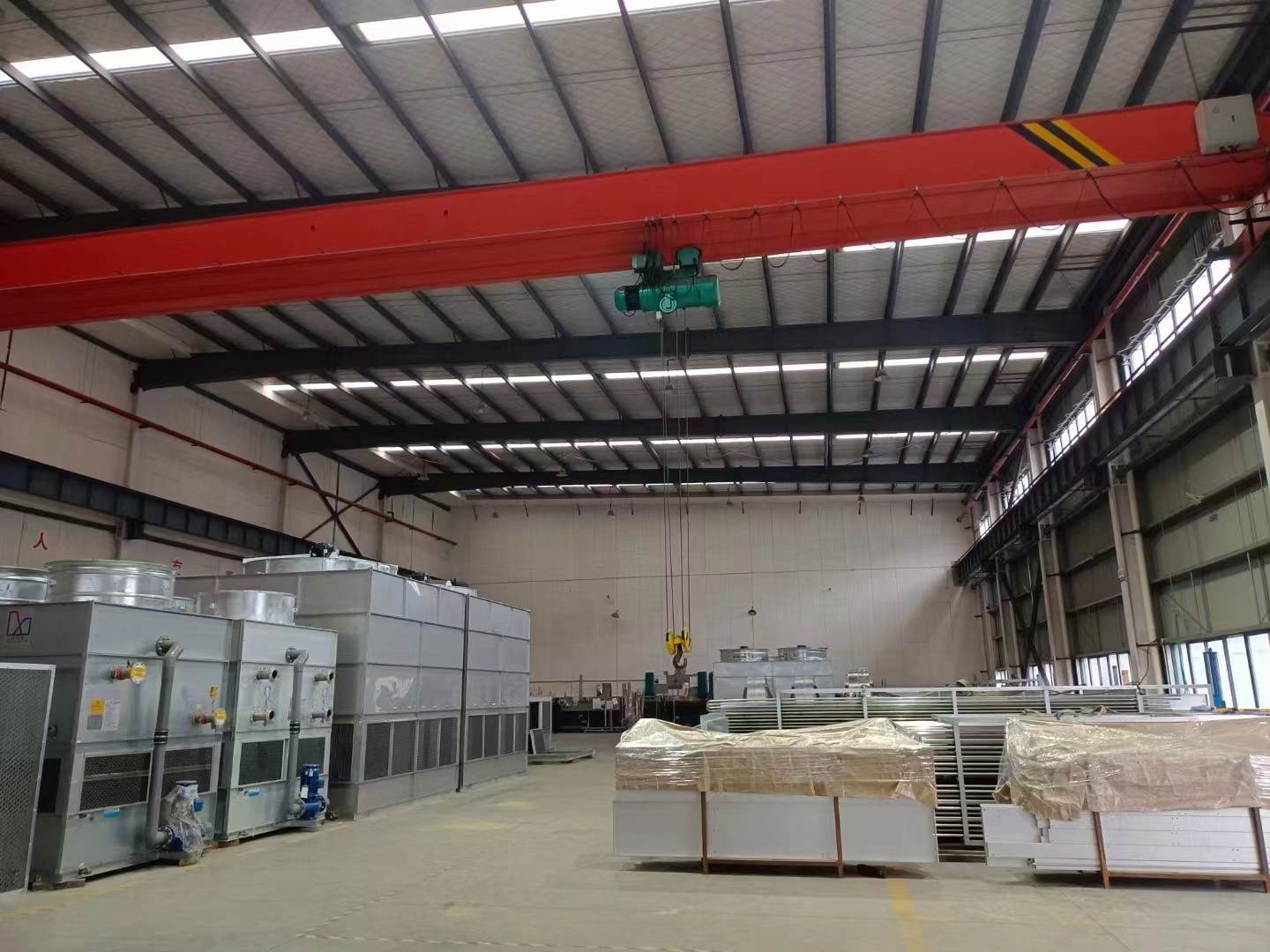 閉式冷卻塔噪聲控制 <a href=http://m.kunmengsh.com/product/bishi/ target=_blank class=infotextkey>閉式冷卻塔</a>噪聲控制